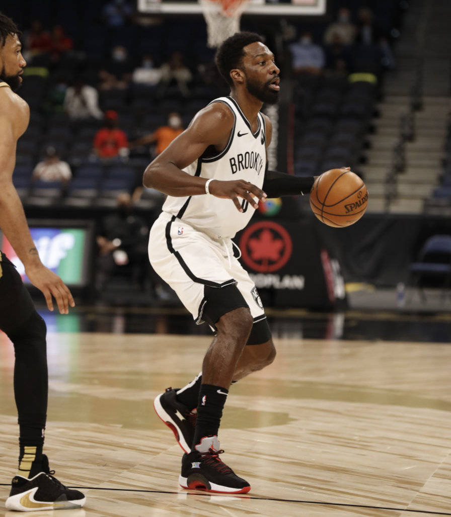 爱游戏实时更新赛事动态-湖人和开拓者今天录相回放