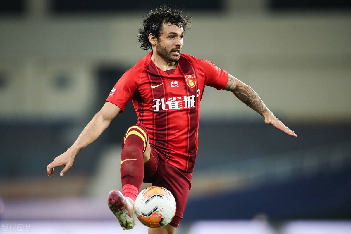 爱游戏体育app结合服务与数据-迈阿密小组出线将战大巴黎